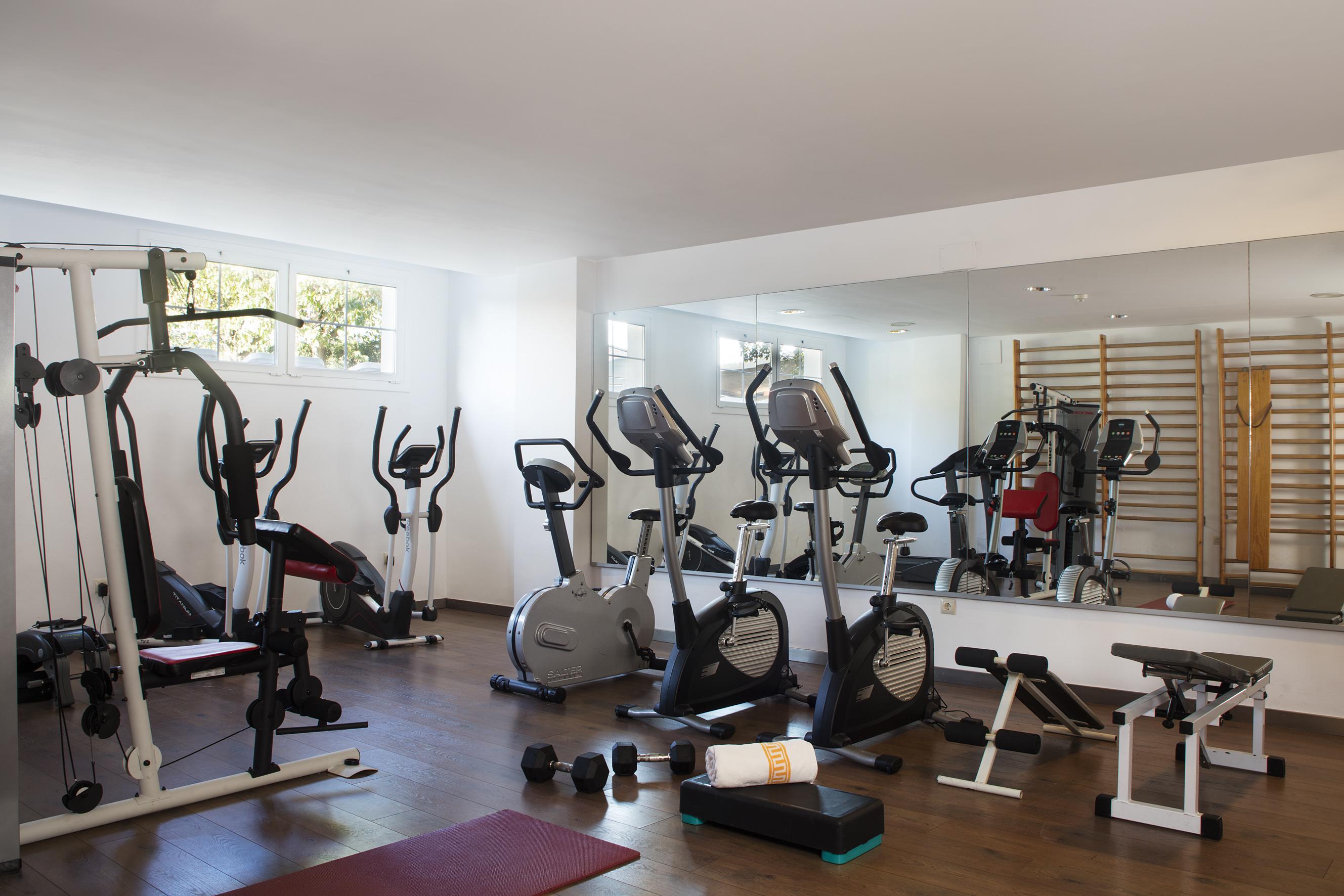 Luna Park Hotel Yoga & Spa 马尔格莱特德玛 外观 照片